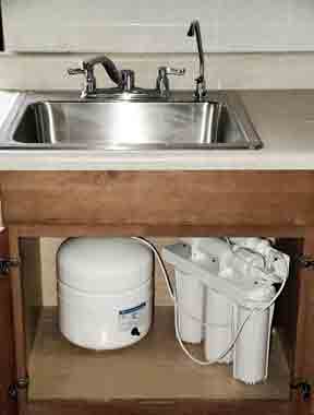 How under-the-counter RO water purifier is installed